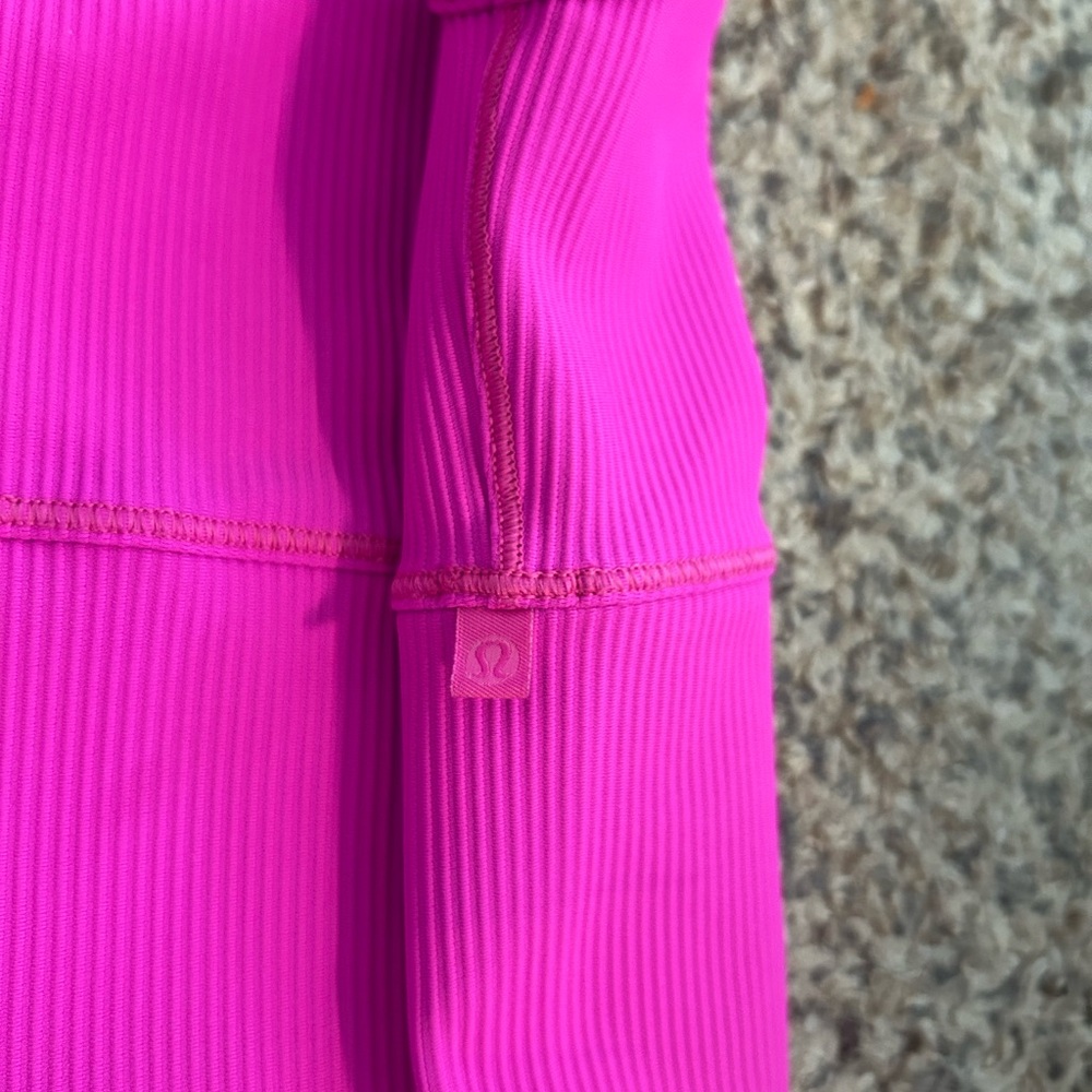 Lululemon Power Pivot Tank Top *Rib - Picture 3 of 3